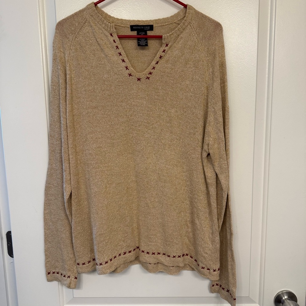 Kenneth Cole NY Beige V-Neck Sweater with Burgundy Trim fall/winter, linen blend